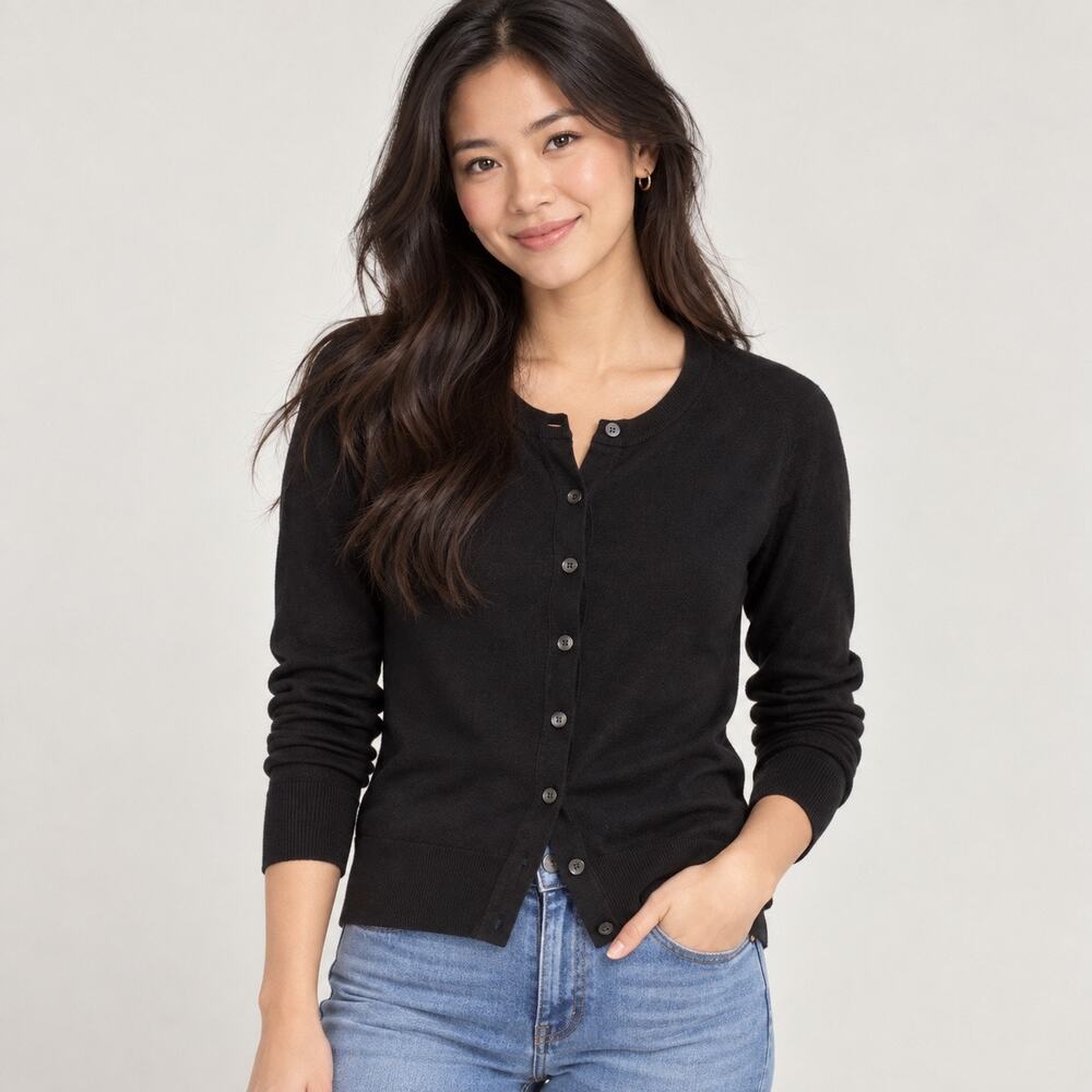 Eddie Bauer Cotton Blend Button-Up Cardigan in Black women XS